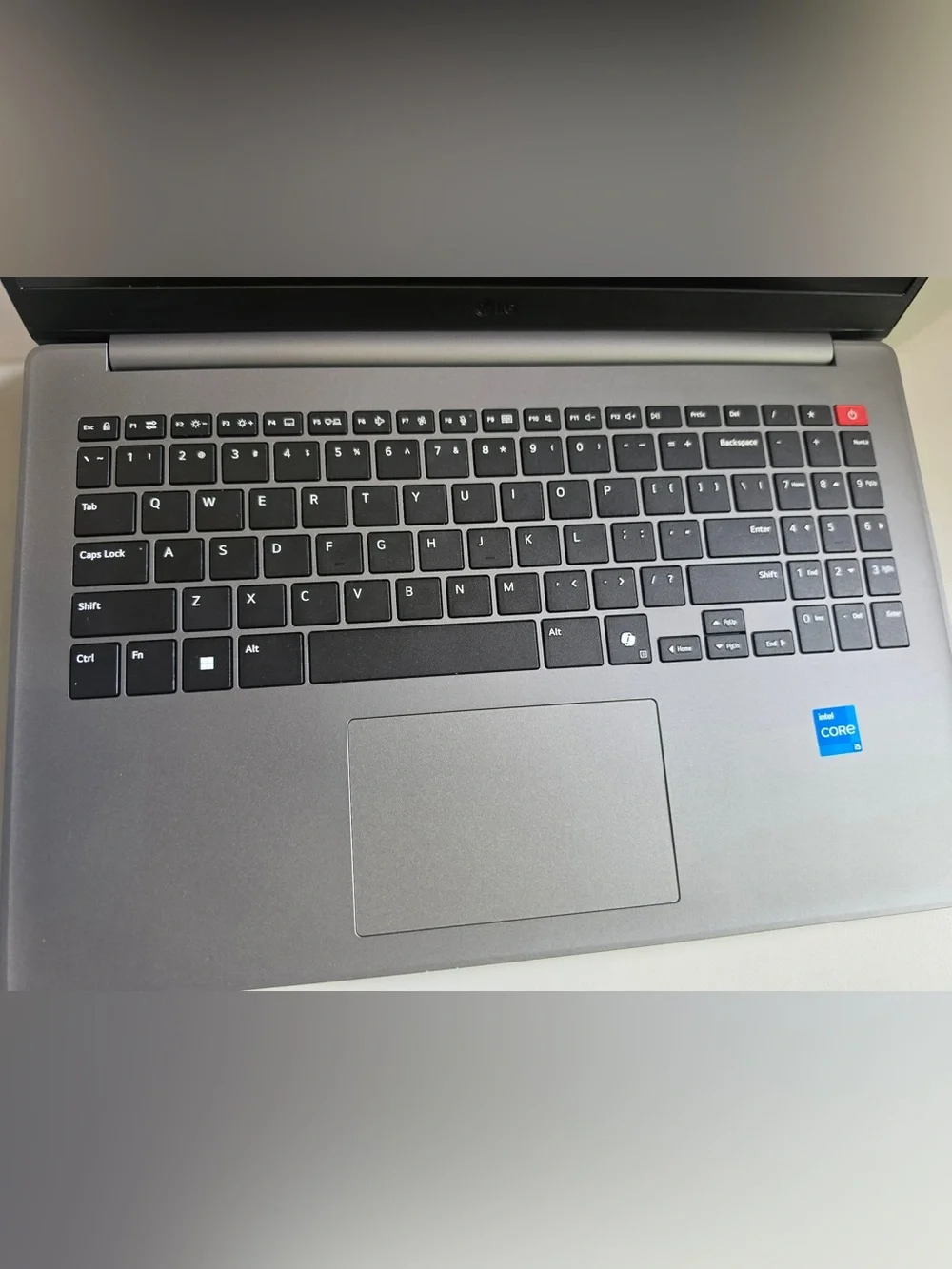 LG gram 15-inch Lightweight Laptop Open Box